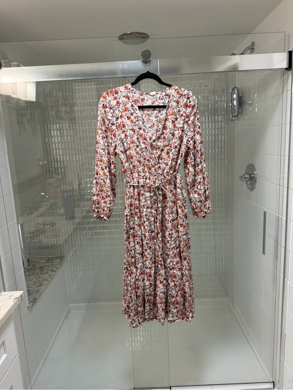 Floral Wrap Midi Dress in Rust and White